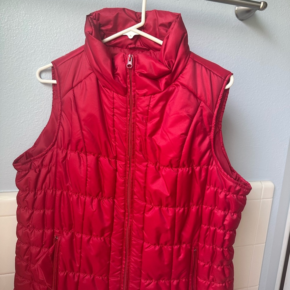 New York & Company Cherry Red Quilted Vest